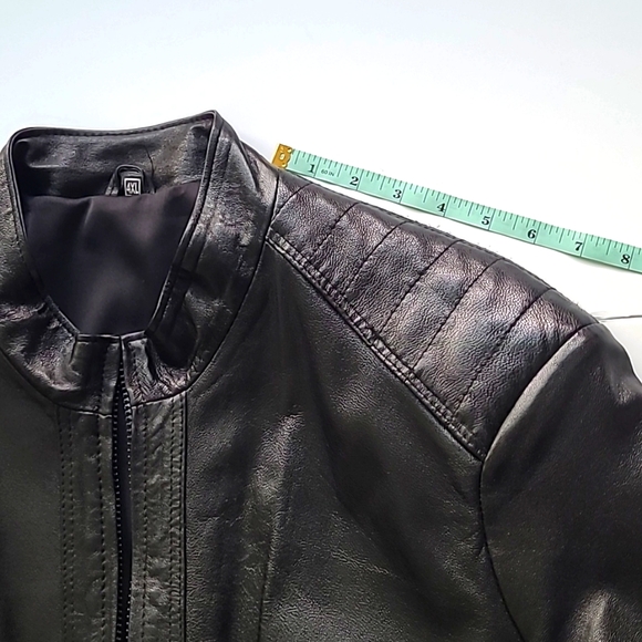 Men's Black Leather Jacket - Size 4XL - Picture 4 of 11